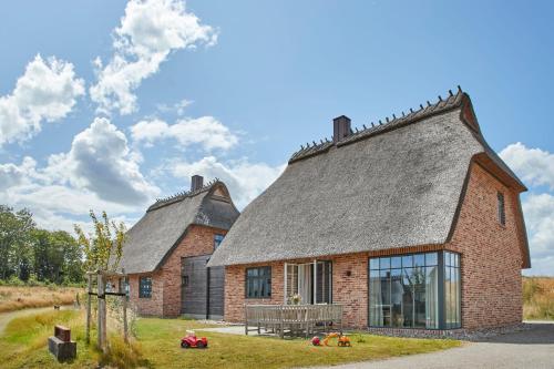 Reetdorf Geltinger Birk Malerhaus Leuchtfeuer in Nieby, Deutschland