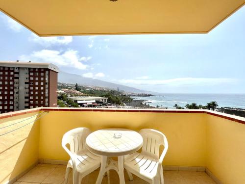 One bedroom with sea view, WiFi and pool in Puerto de la Cruz