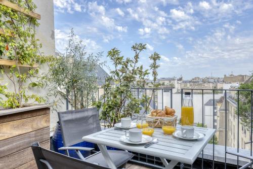 Luxury Penthouse with A/C Terrace & View-Le Marais, Paryż (zdjęcie 4)