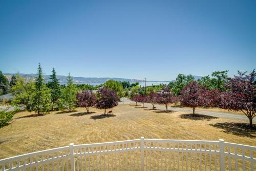 Lakeport Home with Stunning Lake and Mountain Views