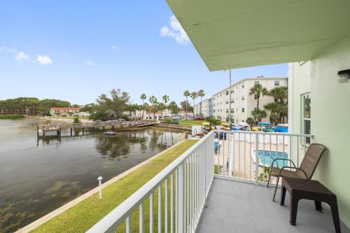 Dolphins Playground - 2nd Story Balcony