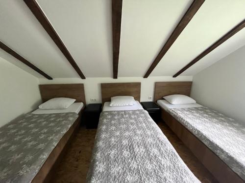 Vacation House Studenac - image 9