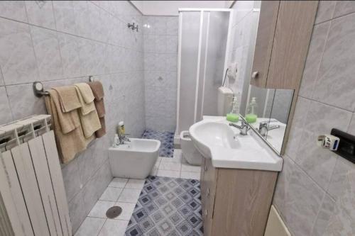 Ванна кімната, Casa Erre in Аверса