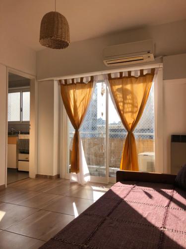 Departamento En Flores Av Avellaneda, Nazca Excelente Ubicacion En Centro Comercial in Floresta