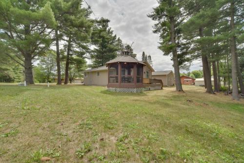 Lakefront Chetek Haven Dock, Screened Gazebo