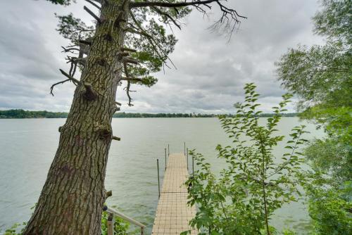 Lakefront Chetek Haven Dock, Screened Gazebo