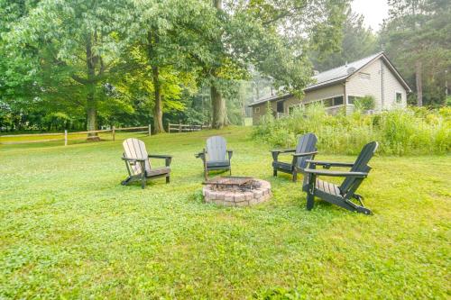 Custom-Built Lakefront Cottage with Spacious Yard! in Hartstown, USA