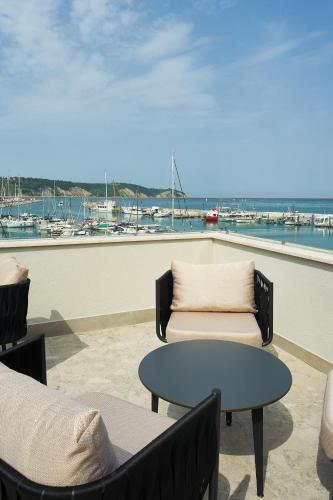 شرفة/ تراس, Dolcemente Garni Hotel Superior in إيزولا