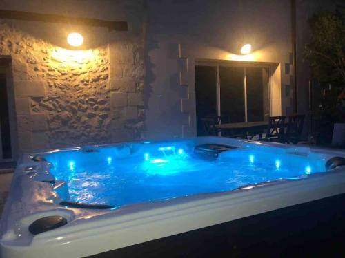 Gîte avec spa privatif à 500m de MARGAUX (Gite avec spa privatif a 500m de MARGAUX) in Soussans