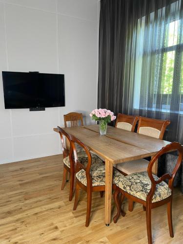 Iekārtas, Toila Pikk Apartment in Toila