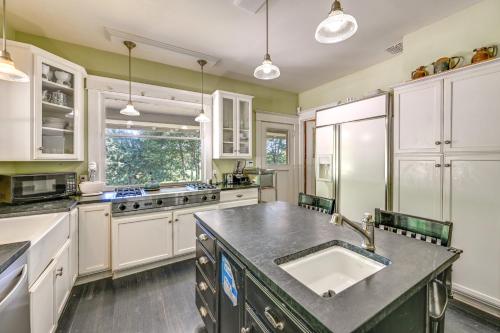 Historic Auburn House on 37 Acres with Private Lake! - image 6