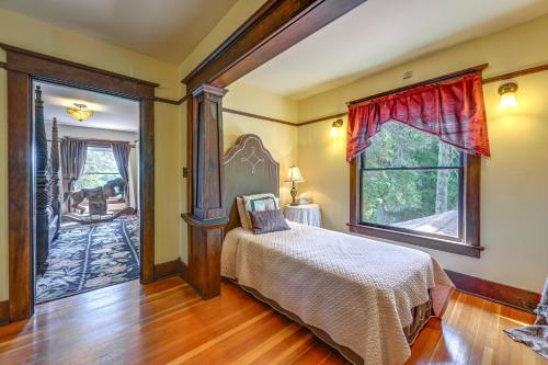 Historic Auburn House on 37 Acres with Private Lake! - image 14