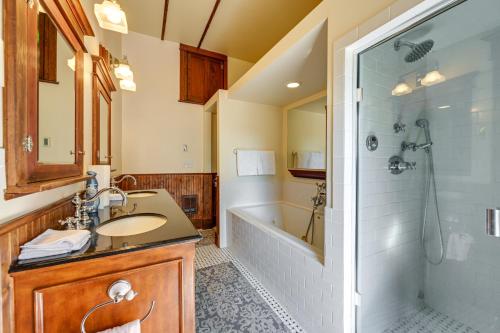 Historic Auburn House on 37 Acres with Private Lake! - image 5