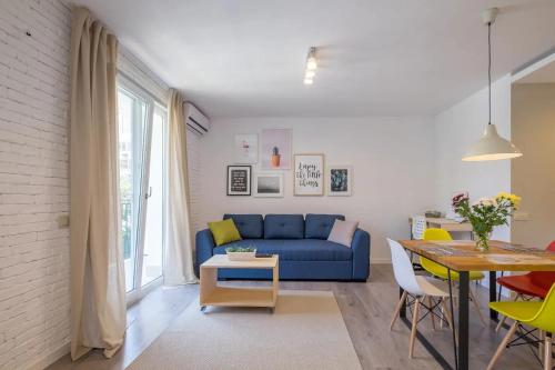 Quiet & airy modern apt. Top Centre Free Parking, Sofia