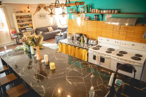 Auberge Mandala in แซ็ง-มาทิเยอ-ดู-ปาร์ก (QC)