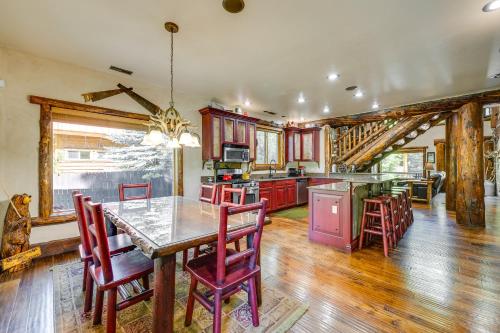 Weber River Cabin in Oakley w/ Private Hot Tub! in Kamasa (UT)