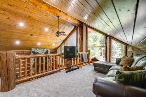 Weber River Cabin in Oakley w/ Private Hot Tub! in Kamasa (UT)