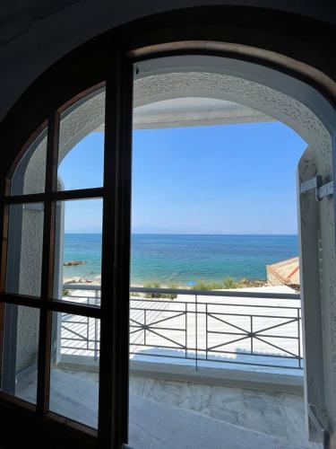 Blue Wave Apartment in 키아토