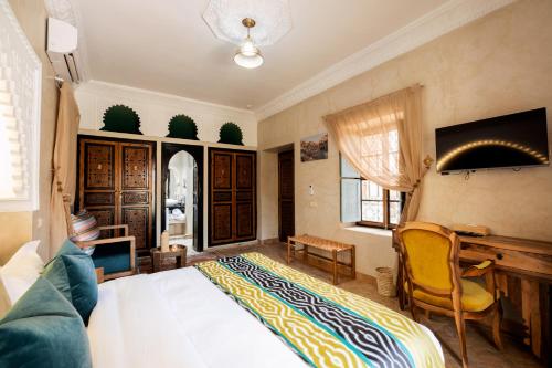 room detail thumbnail 1