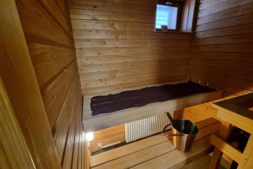 Idas AirBnB - Tap to explore photos