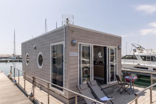 Marina del Gargano Houseboat 5