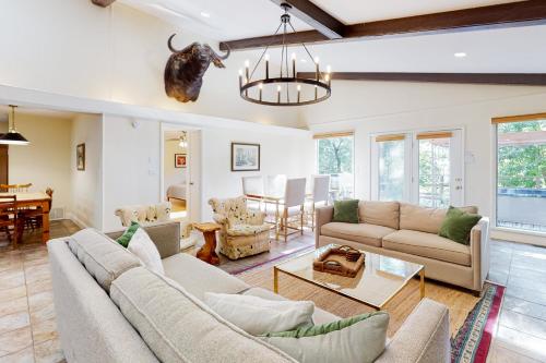 Mulberry Manor in Fayetteville, USA