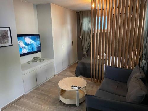 Chic fully equipped Studio Apart - Netflix - Wi-Fi