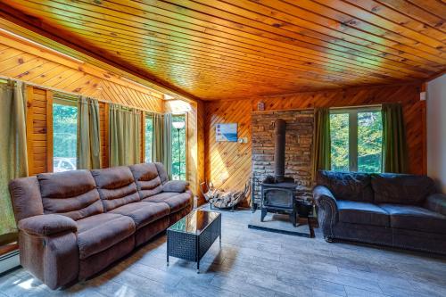 Cozy Livingston Manor Home with Wood-Burning Stove! in Livingston Manor, USA