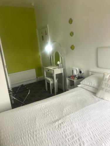 Fairmont hotel - image 11