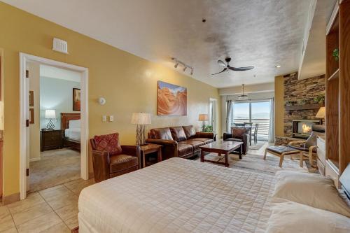 The Lodge at the Mountain Village - image 10