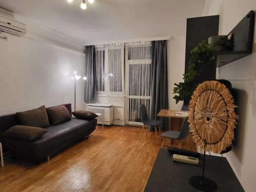 ห้องส่วนกลางสำหรับนั่งเล่น/ดูทีวี, PEARL Apartman in เซสตาเคิร์ต