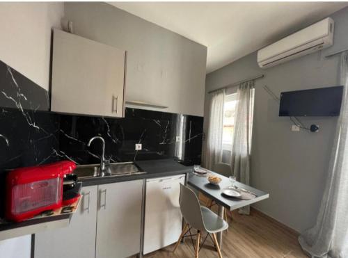 Spiros apartment in the center of Preveza Dodonis 32 3