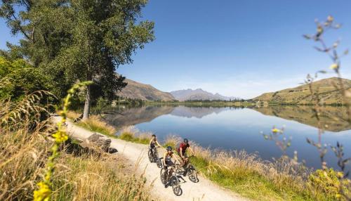 Tussock Cottage