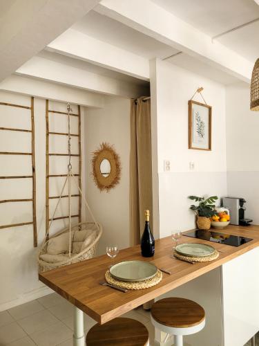 Facilities, Studio double climatise avec terrasse - Proche Tram & Centre near Le Pascalou