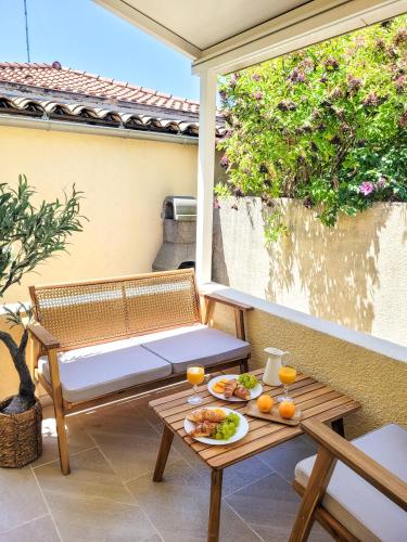 Facilities, Studio double climatise avec terrasse - Proche Tram & Centre near Le Pascalou