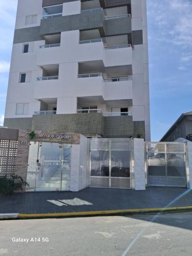 Apartamento Praia Grande 200m da praia