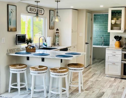 Seaside Serenity Cottage in Clark's Harbour (NS)