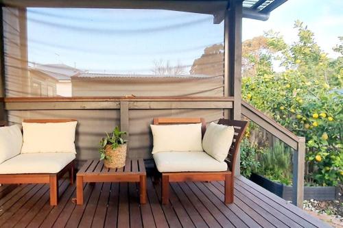 Ballarat Holiday Homes - Grant Street Cottage - Natural, Boho, Coastal Vibe - 2 kms from Sovereign Hill - Sleeps 1 to 6