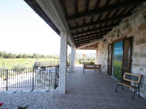 Timeless villa in Cagli with garden and swimming pool