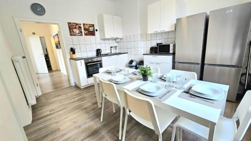 Køkken, Modernes Apartment mit Einzelbetten & WLAN & kostenlosen Parkplätzen & voll ausgestattet in Altena (TOP Monteurwohnung! Modernes Apartment mit Einzelbetten & WLAN & kostenlosen Parkplatzen & voll ausg) in Altena