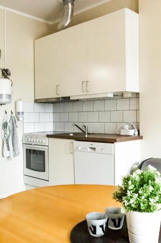 Kitchen, Spangholmen Bed & Breakfast AB in Norrkoping City Center