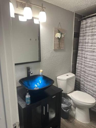 Walk to AT&T Stadium! Free parking on Premises in Arlington, USA