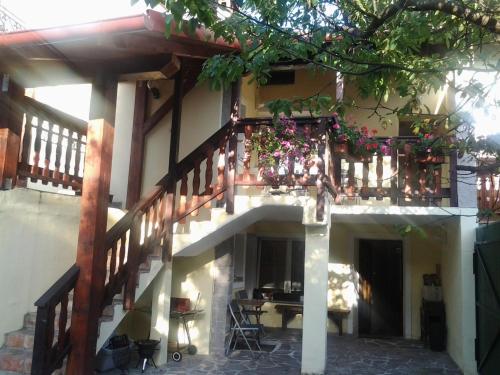 Apartments Hemingway House - Accommodation - Kobarid