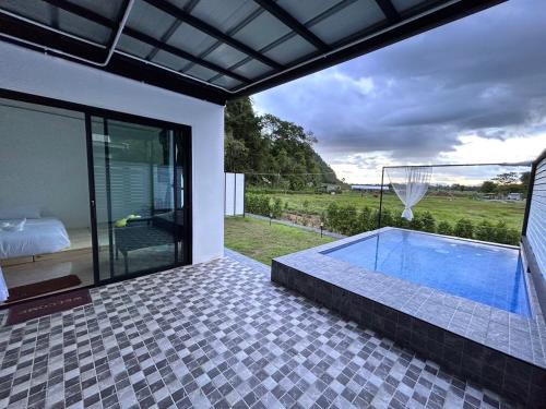 View, My Merchain Uthaithani in Uthai Thani