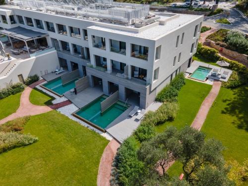 Vathi Cove Luxury Resort & Spa