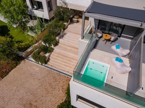 Vathi Cove Luxury Resort & Spa