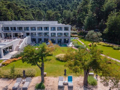 Vathi Cove Luxury Resort & Spa