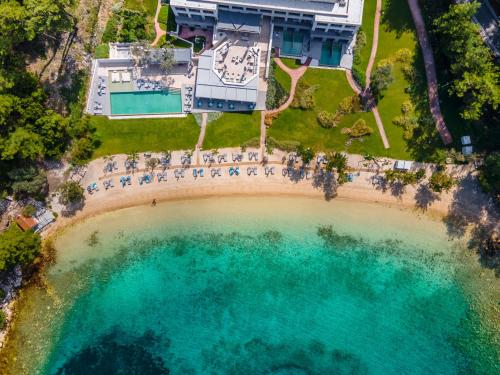 Vathi Cove Luxury Resort & Spa