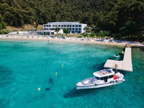 Vathi Cove Luxury Resort & Spa