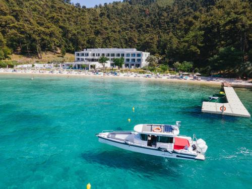 Vathi Cove Luxury Resort & Spa